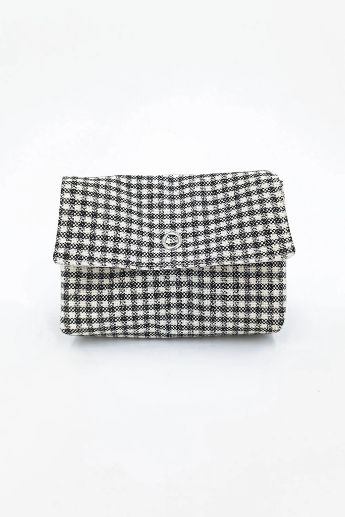 Homonoia, mini pochette laine noir et blanc